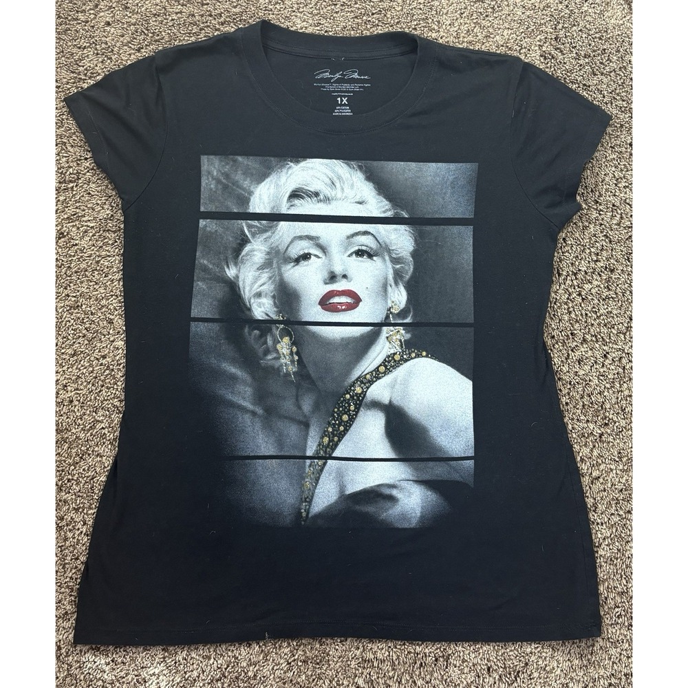 Marilyn Monroe Women's 1X Black Graphic T Shirt Red Lips Photo Plus Size